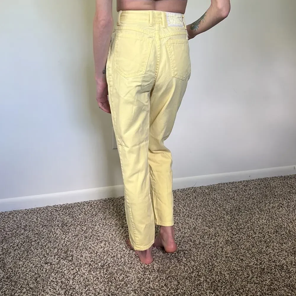 Vintage 90's BONGO Pastel Yellow High Waist Cotton Mom-Jeans